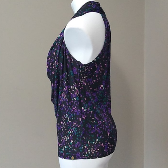 Guess halter v-neck black tank top size small - Picture 5 of 12